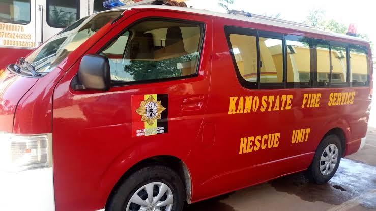 Kano Fire fighters rescue 7 from collapsed wall, HOTPEN