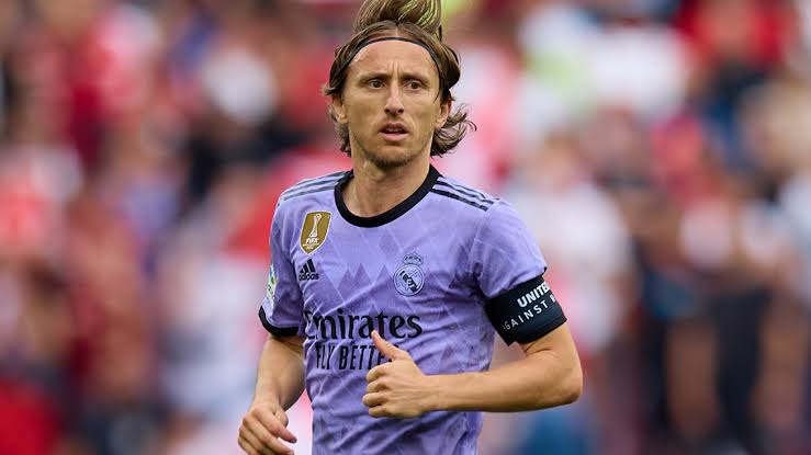 Modric extends Real Madrid contract until 2024, HOTPEN